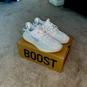 Adidas Yeezy 350 v2 “static reflective”